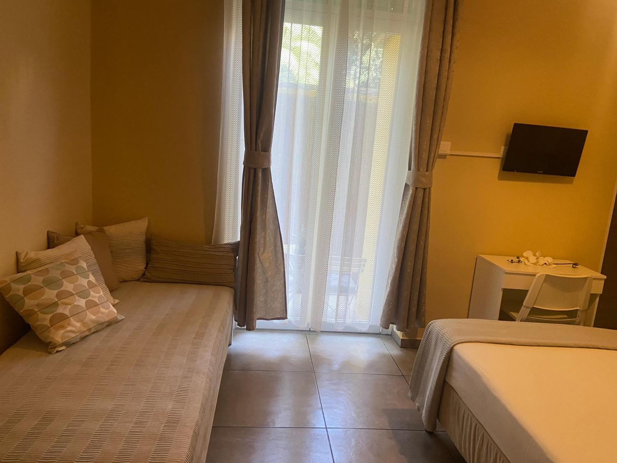 Paradise Inn Livorno Luaran gambar