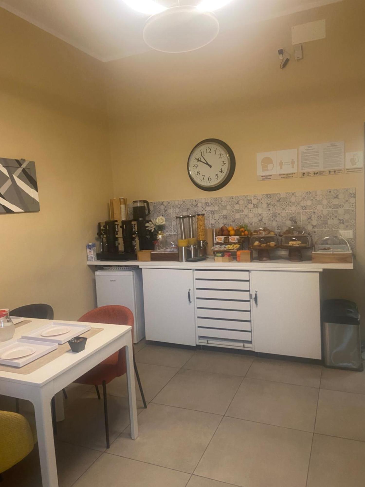 Paradise Inn Livorno Luaran gambar